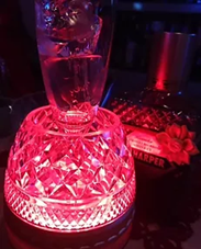 光る収納容器①